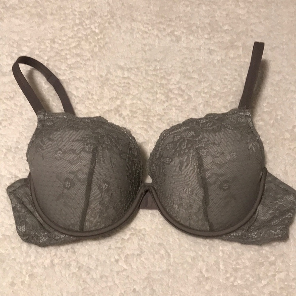 Maidenform gray floral lace padded bra Size 38C